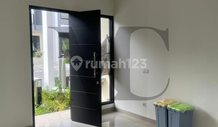 Rumah Minimalis Tengah Kota di Perumahan Elit Grand City