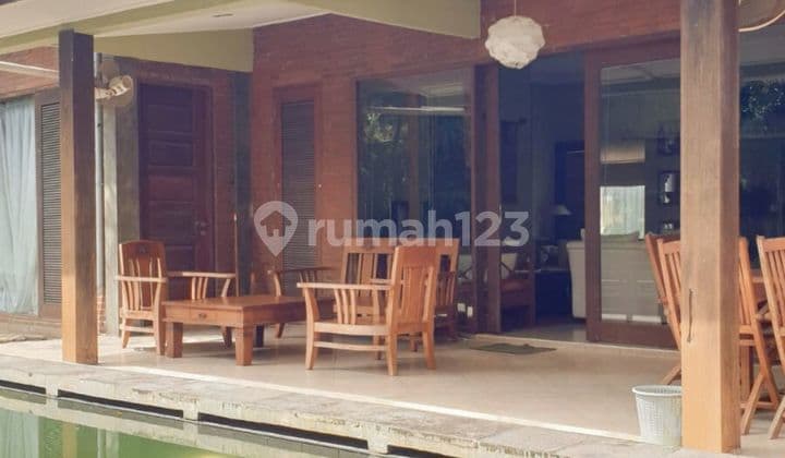 Rumah Mewah 3 Kamar Tidur Dengan Kolam Renang Di Perumahan Wika