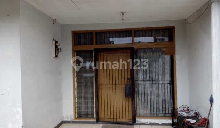 Rumah Tanah Luas Siap Huni di Komplek Elang, Bandung