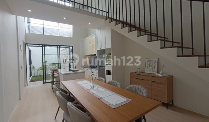 Jarang Ada Full Furnished Rumah di Mayang Sunda KBP