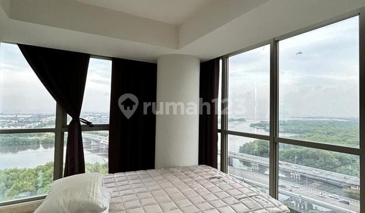 Disewakan Apartemen Gold Coast 3 Br Tipe Hook