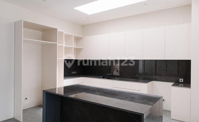 DIJUAL FULL INTERIOR CANTIK RUMAH 3 LT CIELO BINTARO