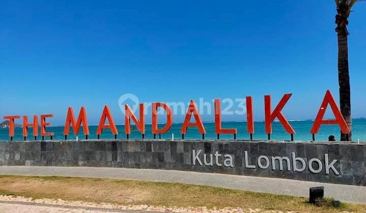 Jalan Raya Pariwisata Mandalika. 5Menit ke Mandalika Race Area. Harga 10Juta/Meter. Pinggir Pantai.