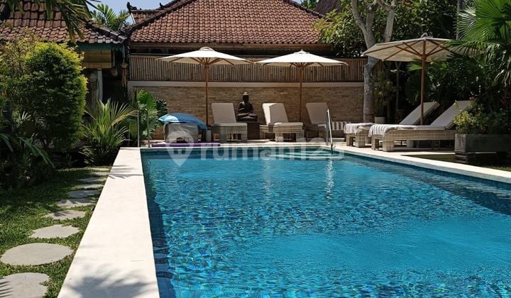 Villa Cantik di Jl. Danau Poso Denpasar Dekat ke Pantai Sanur Bali. Sangat Terawat Aman dan Tenang.