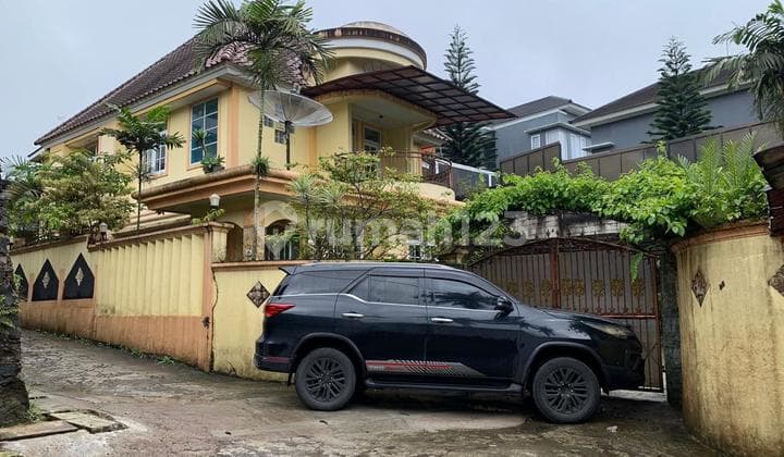 Villa Cisarua Dekat Jalan Raya Puncak 7 M . Nego.