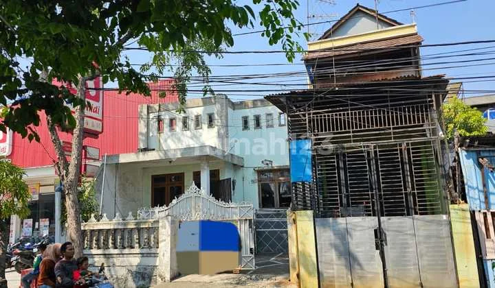 Dijual Rumah Pinggir Jalan Raya 2 Lantai di Koja, Jakarta Utara