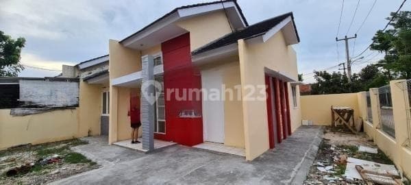 Dijual Rumah Depan Taman di Cluster Sakura Babelan Bekasi