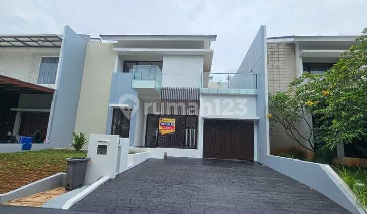 Rumah.siap.huni di Asia Tropis Luas 300 M2