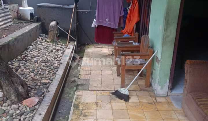 Rumah Jl Depsos di Pesanggrahan, Jakarta Selatan
