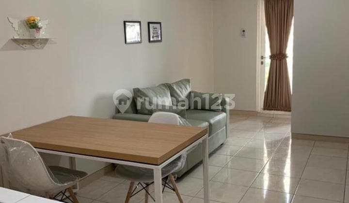 Dijual Murah Full Furnish Apartemen Springlake Tower Caldesia Bekasi Kota.