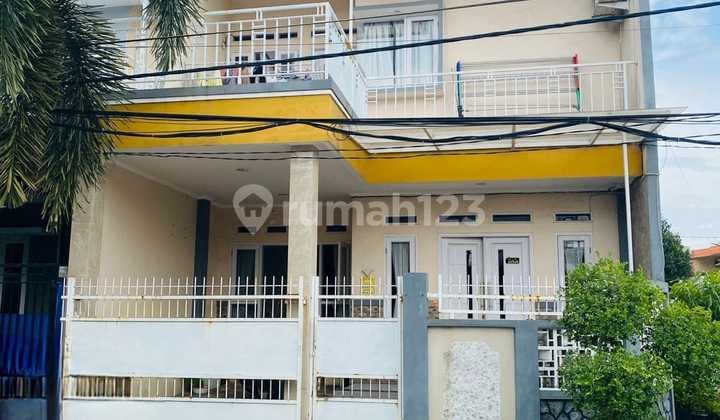 Dijual Rumah di Cluster Permata Harapan Baru, Dekat Harapan Indah.