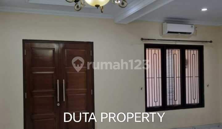 Rumah Besar Dan Bagus Siap Huni