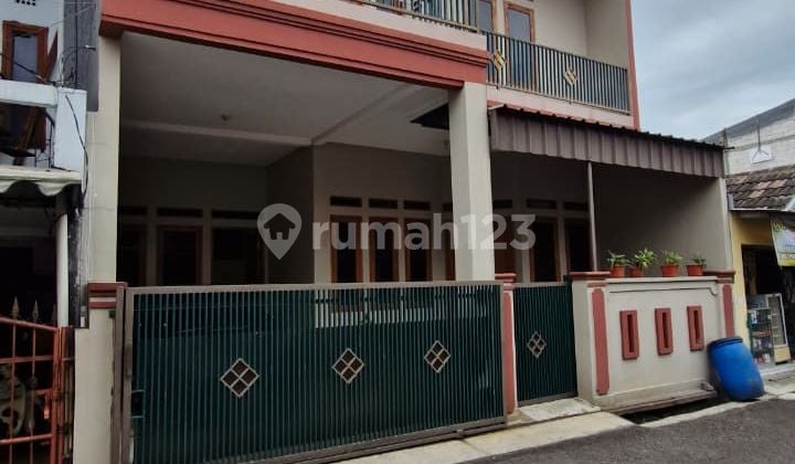 Rumah Siap Huni Dekat dengan Universitas