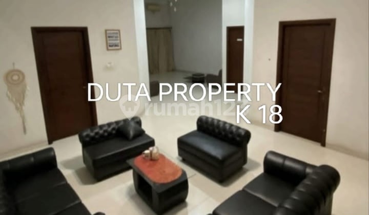 Dijual Cepat Rumah Besar Bagus Siap Huni Lokasi Strategis Cocok untuk Kantor Usaha di Pinggir Jalan Besar Daerah Elite Kota Wisata