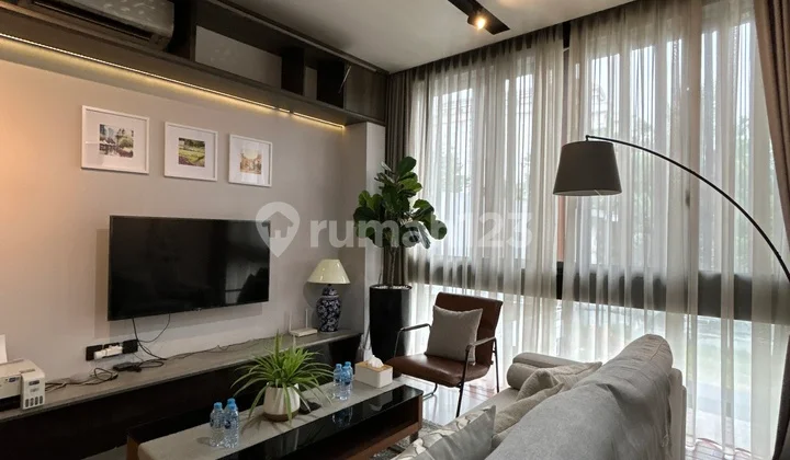 Exclusive Cuma 24 Unit! Rumah Dengan One Gate Security di Mampang Prapatan.