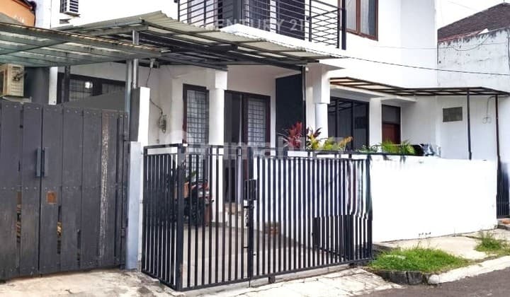 Rumah 2 Lantai Rapi Dan Siap Huni Komplek Di Sektor 9 Bintaro 7797