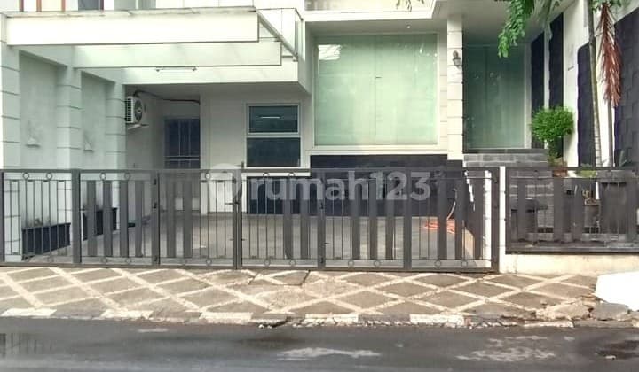 Rumah Split Level Minimalis Modern Sektor 3 Bintaro 7476