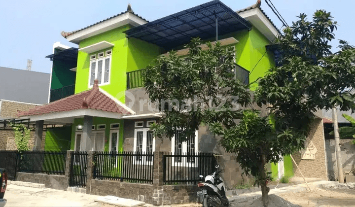 Asli Murah Dijual Rumah Asri 2 Lantai 3 Balkon di Taman Royal 3 Tengerang Cluster