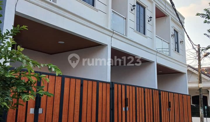 Original CHEAP!!! New house Ready to Occupy, Strategic Location in Cipondoh Makmur, Tangerang City, Only 900 million