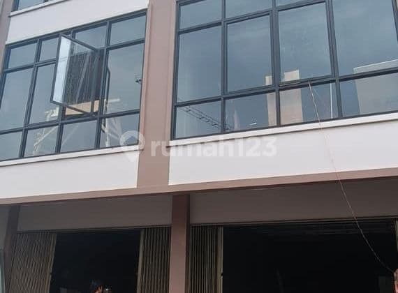 Ruko 3 Lantai Siap Huni di Pondok Kopi, Jakarta Timur