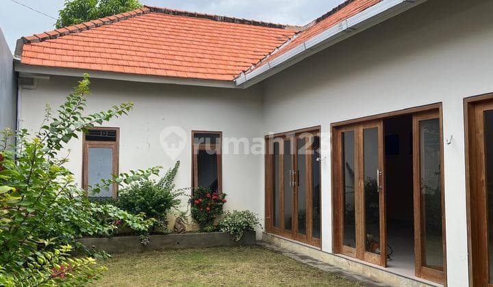 Rumah 200M² 1 Kamar Garden Tidur Big Living Room Lovina Buleleng Bali