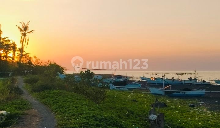 8800m² Beachfront Land Hills View Bungkulan Buleleng Bali