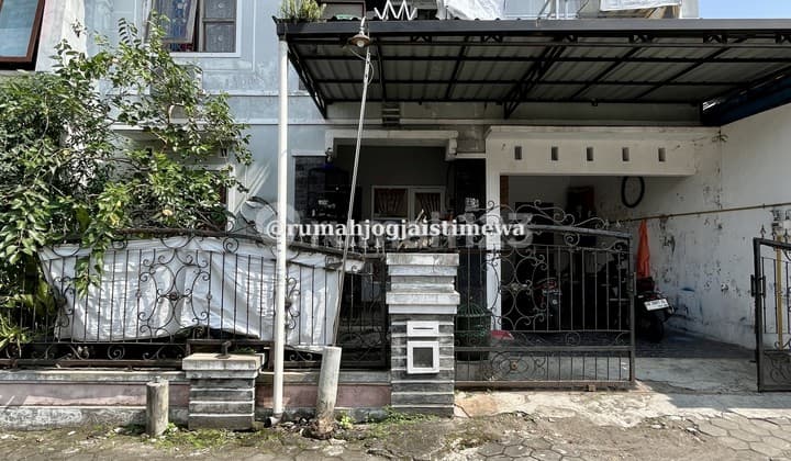 Rumah di JL Perumnas Condongcatur Dekat UPN Seturan