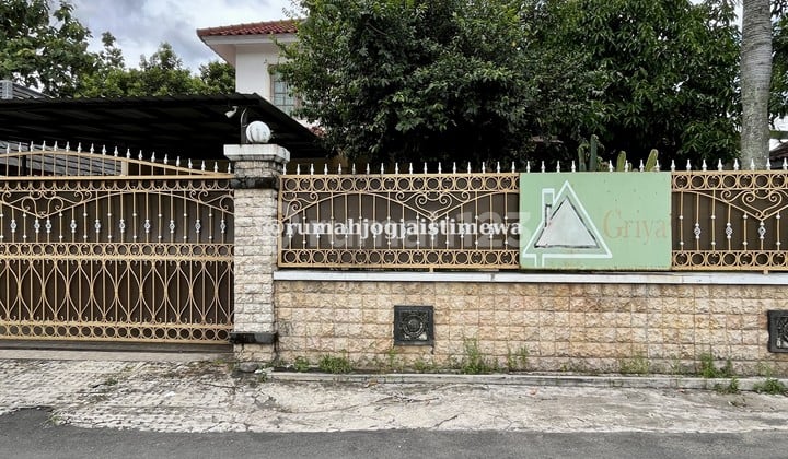 Rumah View Sawah di Condongcatur Utara Upn Dekat Pakuwon Mall