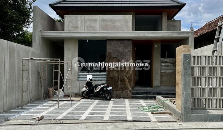 Rumah Baru Dekat Pasar Gentan dan Kampus UII JL Kaliurang Km 11