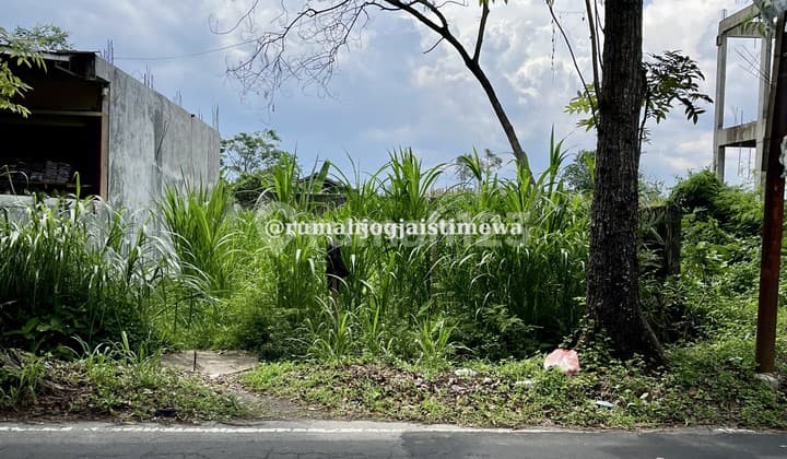 Tanah Pinggir Jalan Raya GTA Dekat Sleman City Hall