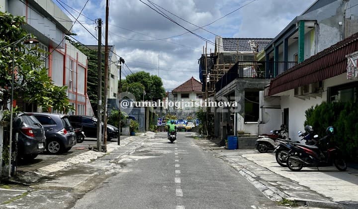 Tanah Dekat UGM Pogung Jalan Kaliurang Km 5,5 Dalam Ring Road