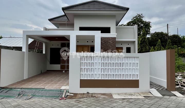 Rumah Baru Dalam Cluster di Wedomartani