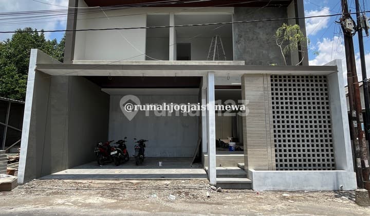 Rumah Baru Tanah Luas di Purwomartani Dekat Candi Sambisari