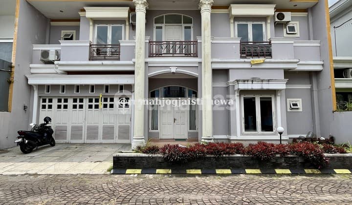 Rumah Dalam Perumahan Pondok Permai Jl Tambak Utara Mirota Godean