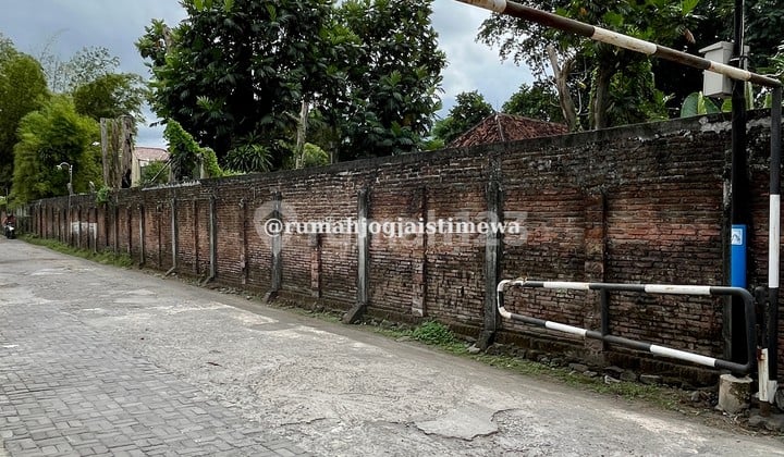 Tanah Luas Utara UGM Pogung JL Kaliurang Km 5 Dalam Ring Road