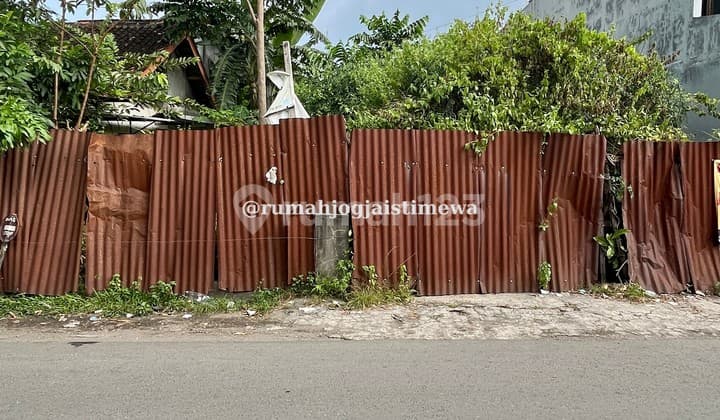 Tanah Dekat UGM JL Kaliurang Km 5,5 Dalam Ring Road