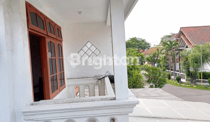 Rumah Siap Huni Semi Furnish di Rungkut Asri Tengah
