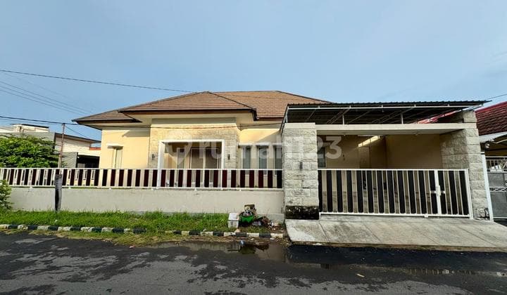 "Corner House, 1 Floor, Darmo Permai, Furnished, Ready to Move In"