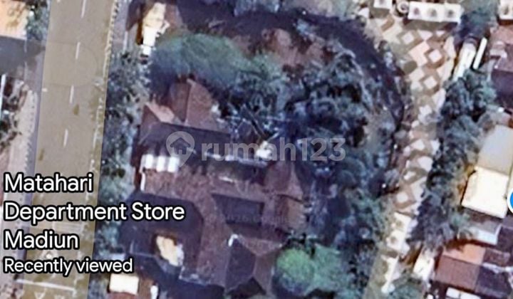 Bangunan Komersil Strategis di Jalan Utama Pahlawan Madiun