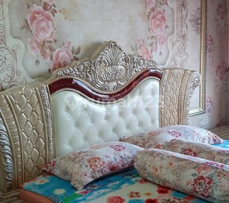 Apartemen Pusat Kota The Peak Residence Terdekat Menuju Tunjungan Plaza