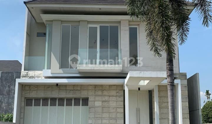 Minimalist House in Citraland Closest to Graha Family, Pakuwon Indah