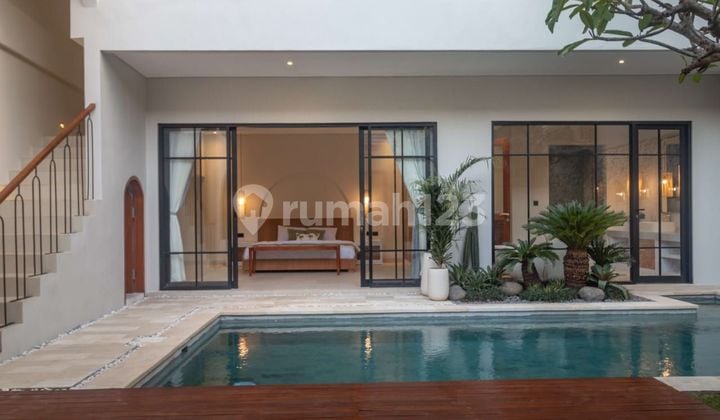 NEW 2 STORY VILLA READY TO LIVE IN JIMBARAN