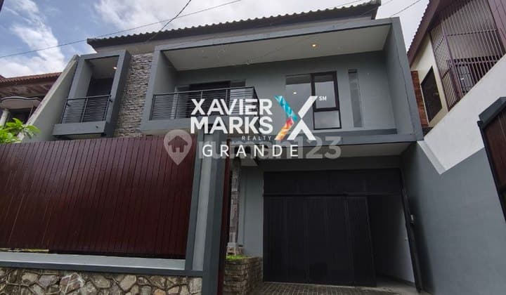 Dijual Rumah Cantik Daerah Dieng, 2 Lantai Kota Malang