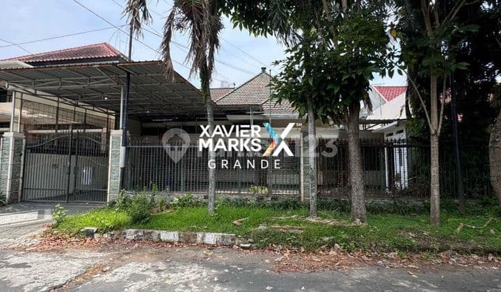 Disewakan Rumah Usaha 2 Lantai Poros Jalan Utama Kota Malang