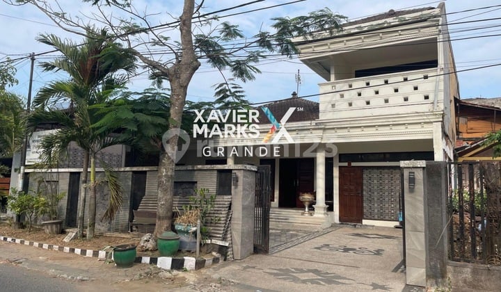 For Sale House in Kepulauan Area - Klojen, Central Malang City