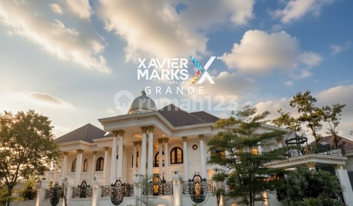 For Sale Magnificent and Luxurious House at Araya Boulevard Malang
