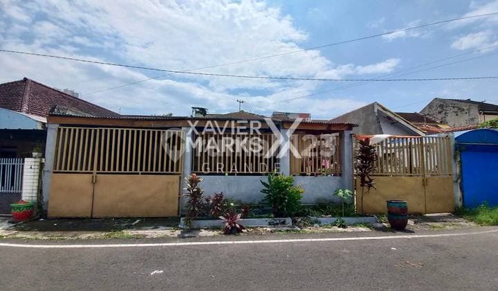 Dijual RuKos Full Terisi di daerah Jalan Candi Candi, Malang