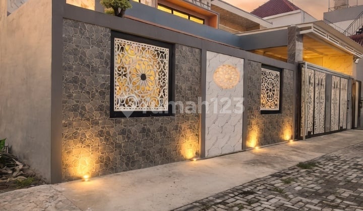 Dijual Rumah Modern Siap Huni Dekat Araya Malang