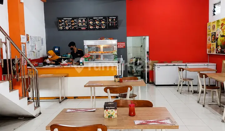 Affordable Ready-to-Use Shop House for Rent in Laweyan, Solo