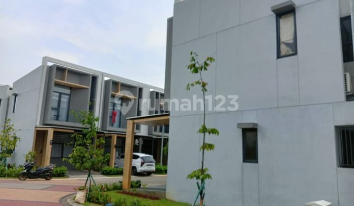 For Sale Beautiful House Ready to Occupancy Fully Furnished in Tanakayu Bsd